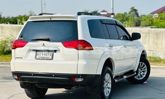 ซื้อ รถมือสอง Mitsubishi Pajero ขาว รถยนต์ ใน %{เมือง} ใน กรุงเทพมหานคร ซื้อ รถมือสอง Mitsubishi Pajero ขาว รถยนต์ ใน %{เมือง} ใน กรุงเทพมหานคร