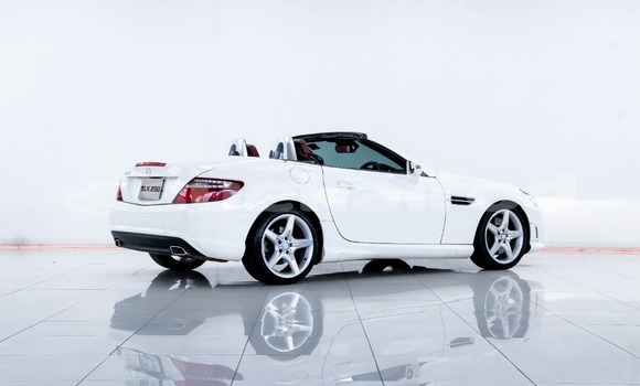 Buy Used MercedesâBenz SLKâClass White Car in Bangkok in Bangkok Buy Used MercedesâBenz SLKâClass White Car in Bangkok in Bangkok