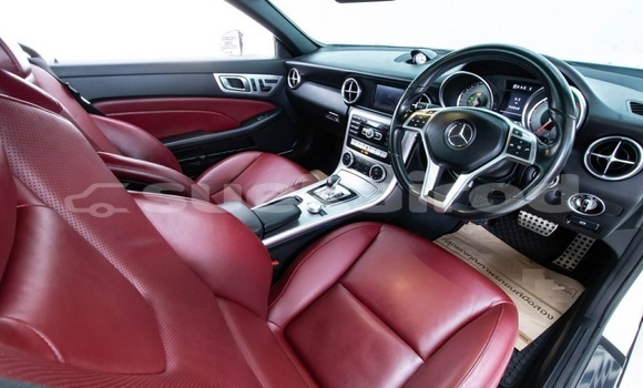 Buy Used MercedesâBenz SLKâClass White Car in Bangkok in Bangkok Buy Used MercedesâBenz SLKâClass White Car in Bangkok in Bangkok