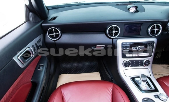 Buy Used MercedesâBenz SLKâClass White Car in Bangkok in Bangkok Buy Used MercedesâBenz SLKâClass White Car in Bangkok in Bangkok