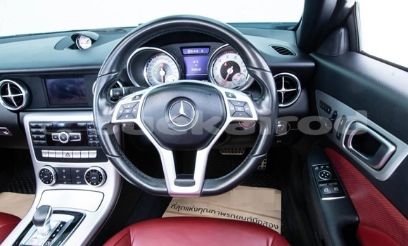 Buy Used MercedesâBenz SLKâClass White Car in Bangkok in Bangkok Buy Used MercedesâBenz SLKâClass White Car in Bangkok in Bangkok