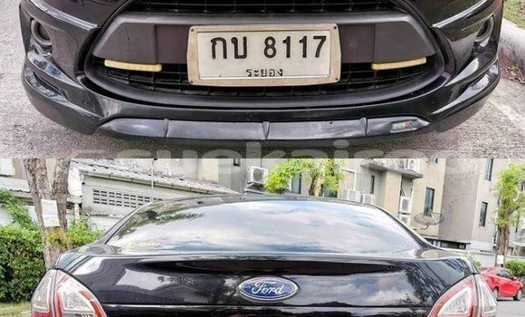 ซื้อ รถมือสอง Ford Fiesta สีดำ รถยนต์ ใน %{เมือง} ใน กรุงเทพมหานคร