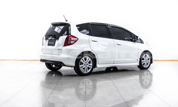 Buy Used Honda Jazz White Car in Bangkok in Bangkok Buy Used Honda Jazz White Car in Bangkok in Bangkok