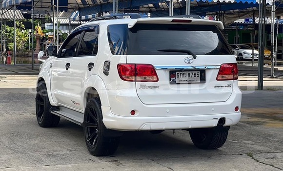 Buy Used Toyota Fortuner White Car in Bangkok in Bangkok Buy Used Toyota Fortuner White Car in Bangkok in Bangkok