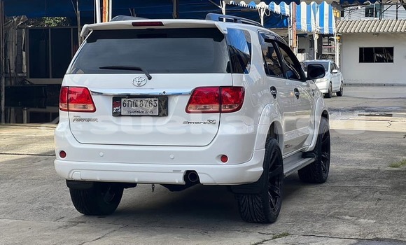 Buy Used Toyota Fortuner White Car in Bangkok in Bangkok Buy Used Toyota Fortuner White Car in Bangkok in Bangkok