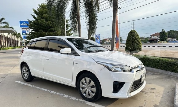 Buy Used Toyota Yaris White Car in Bangkok in Bangkok Buy Used Toyota Yaris White Car in Bangkok in Bangkok