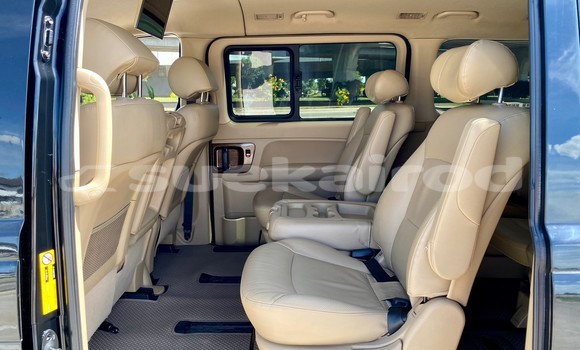 Buy Used Hyundai H1 Black Car in Bangkok in Bangkok Buy Used Hyundai H1 Black Car in Bangkok in Bangkok