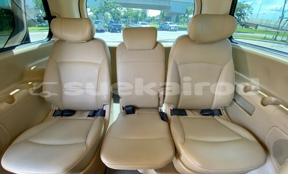 Buy Used Hyundai H1 Black Car in Bangkok in Bangkok Buy Used Hyundai H1 Black Car in Bangkok in Bangkok