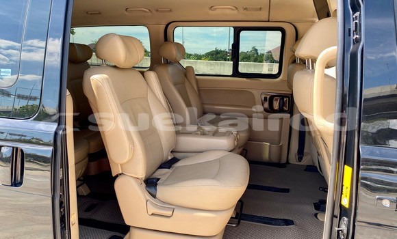 Buy Used Hyundai H1 Black Car in Bangkok in Bangkok Buy Used Hyundai H1 Black Car in Bangkok in Bangkok