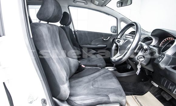 Buy Used Honda Jazz White Car in Bangkok in Bangkok Buy Used Honda Jazz White Car in Bangkok in Bangkok
