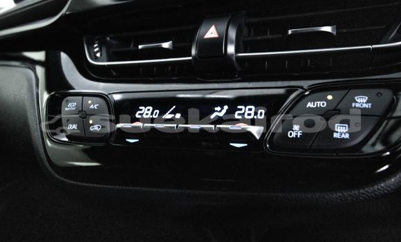 ซื้อ รถมือสอง Toyota C-HR ขาว รถยนต์ ใน %{เมือง} ใน กรุงเทพมหานคร ซื้อ รถมือสอง Toyota C-HR ขาว รถยนต์ ใน %{เมือง} ใน กรุงเทพมหานคร