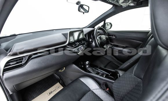 ซื้อ รถมือสอง Toyota C-HR ขาว รถยนต์ ใน %{เมือง} ใน กรุงเทพมหานคร ซื้อ รถมือสอง Toyota C-HR ขาว รถยนต์ ใน %{เมือง} ใน กรุงเทพมหานคร