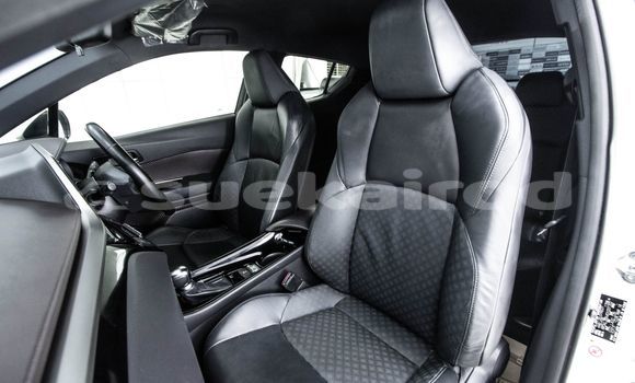 ซื้อ รถมือสอง Toyota C-HR ขาว รถยนต์ ใน %{เมือง} ใน กรุงเทพมหานคร ซื้อ รถมือสอง Toyota C-HR ขาว รถยนต์ ใน %{เมือง} ใน กรุงเทพมหานคร
