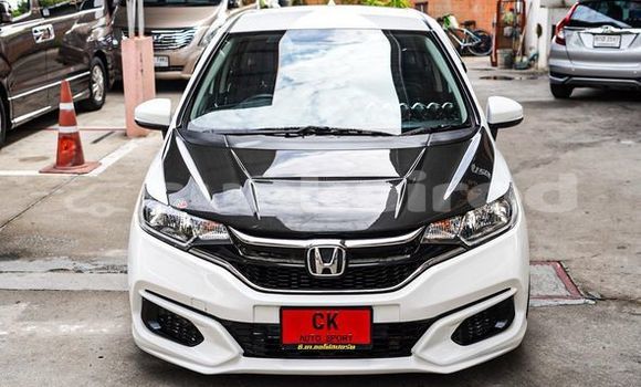 ซื้อ รถมือสอง Honda Jazz ขาว รถยนต์ ใน %{เมือง} ใน กรุงเทพมหานคร ซื้อ รถมือสอง Honda Jazz ขาว รถยนต์ ใน %{เมือง} ใน กรุงเทพมหานคร