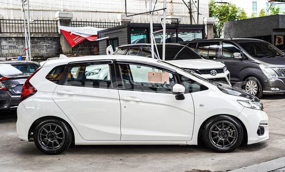 ซื้อ รถมือสอง Honda Jazz ขาว รถยนต์ ใน %{เมือง} ใน กรุงเทพมหานคร ซื้อ รถมือสอง Honda Jazz ขาว รถยนต์ ใน %{เมือง} ใน กรุงเทพมหานคร