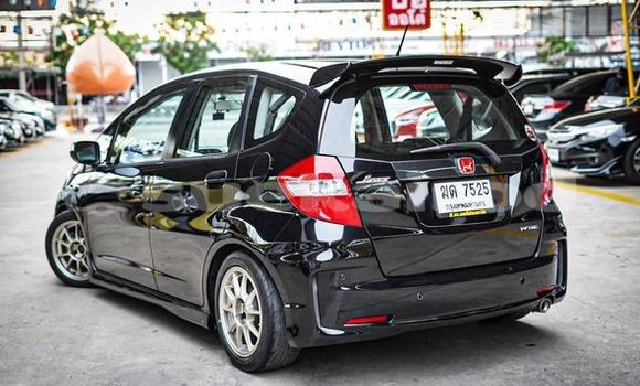 ซื้อ รถมือสอง Honda Jazz สีดำ รถยนต์ ใน %{เมือง} ใน กรุงเทพมหานคร ซื้อ รถมือสอง Honda Jazz สีดำ รถยนต์ ใน %{เมือง} ใน กรุงเทพมหานคร