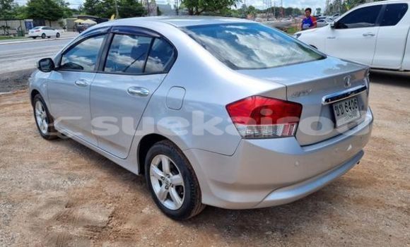 ซื้อ รถมือสอง Honda City เงิน รถยนต์ ใน %{เมือง} ใน อุดรธานี ซื้อ รถมือสอง Honda City เงิน รถยนต์ ใน %{เมือง} ใน อุดรธานี