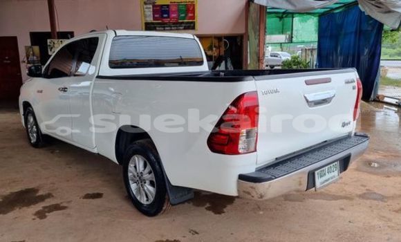 Buy Used Toyota Hiluxe Revo White Car in Udon Thani in Udon Thani Buy Used Toyota Hiluxe Revo White Car in Udon Thani in Udon Thani