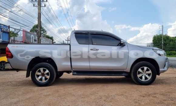 Buy Used Toyota Hiluxe Revo Silver Car in Udon Thani in Udon Thani Buy Used Toyota Hiluxe Revo Silver Car in Udon Thani in Udon Thani