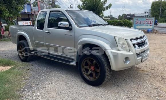 ซื้อ รถมือสอง Isuzu D-Max เงิน รถยนต์ ใน %{เมือง} ใน อุดรธานี