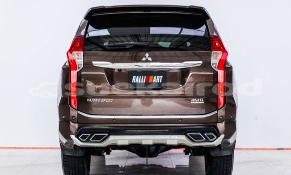 ซื้อ รถมือสอง Mitsubishi Pajero Sport สีน้ำตาล รถยนต์ ใน %{เมือง} ใน กรุงเทพมหานคร ซื้อ รถมือสอง Mitsubishi Pajero Sport สีน้ำตาล รถยนต์ ใน %{เมือง} ใน กรุงเทพมหานคร