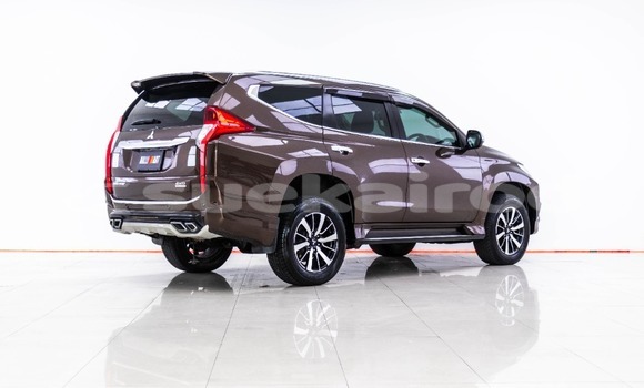 ซื้อ รถมือสอง Mitsubishi Pajero Sport สีน้ำตาล รถยนต์ ใน %{เมือง} ใน กรุงเทพมหานคร ซื้อ รถมือสอง Mitsubishi Pajero Sport สีน้ำตาล รถยนต์ ใน %{เมือง} ใน กรุงเทพมหานคร