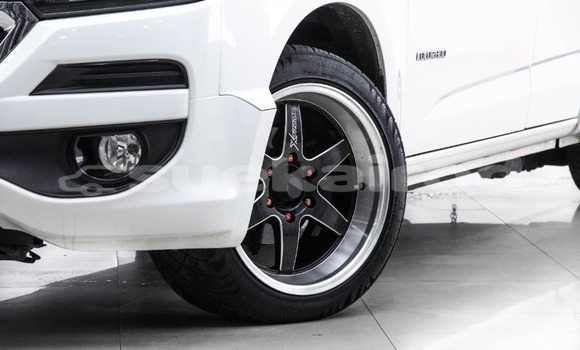Buy Used Chevrolet Colorado White Car in Bangkok in Bangkok Buy Used Chevrolet Colorado White Car in Bangkok in Bangkok