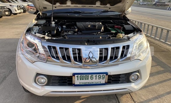 ซื้อ รถมือสอง Mitsubishi Triton ขาว รถยนต์ ใน %{เมือง} ใน กรุงเทพมหานคร ซื้อ รถมือสอง Mitsubishi Triton ขาว รถยนต์ ใน %{เมือง} ใน กรุงเทพมหานคร