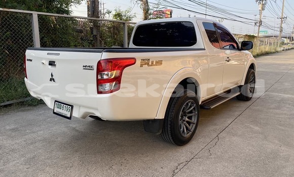 ซื้อ รถมือสอง Mitsubishi Triton ขาว รถยนต์ ใน %{เมือง} ใน กรุงเทพมหานคร ซื้อ รถมือสอง Mitsubishi Triton ขาว รถยนต์ ใน %{เมือง} ใน กรุงเทพมหานคร
