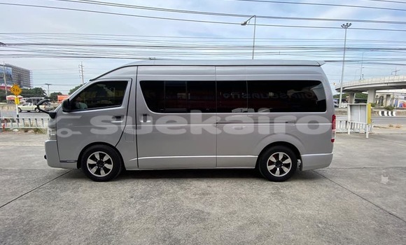 ซื้อ รถมือสอง Toyota Hiace อื่น ๆ รถยนต์ ใน %{เมือง} ใน กรุงเทพมหานคร ซื้อ รถมือสอง Toyota Hiace อื่น ๆ รถยนต์ ใน %{เมือง} ใน กรุงเทพมหานคร