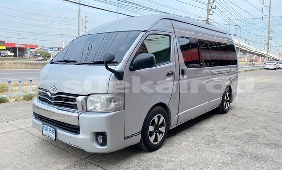 ซื้อ รถมือสอง Toyota Hiace อื่น ๆ รถยนต์ ใน %{เมือง} ใน กรุงเทพมหานคร ซื้อ รถมือสอง Toyota Hiace อื่น ๆ รถยนต์ ใน %{เมือง} ใน กรุงเทพมหานคร
