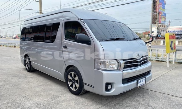 ซื้อ รถมือสอง Toyota Hiace อื่น ๆ รถยนต์ ใน %{เมือง} ใน กรุงเทพมหานคร ซื้อ รถมือสอง Toyota Hiace อื่น ๆ รถยนต์ ใน %{เมือง} ใน กรุงเทพมหานคร
