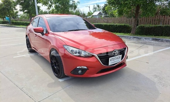 ซื้อ รถมือสอง Mazda 3 สีแดง รถยนต์ ใน %{เมือง} ใน กรุงเทพมหานคร