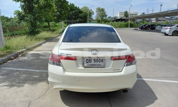 Buy Used Honda Accord White Car in Bangkok in Bangkok Buy Used Honda Accord White Car in Bangkok in Bangkok