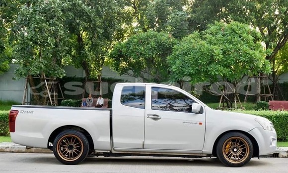 ซื้อ รถมือสอง Isuzu D-Max ขาว รถยนต์ ใน %{เมือง} ใน กรุงเทพมหานคร ซื้อ รถมือสอง Isuzu D-Max ขาว รถยนต์ ใน %{เมือง} ใน กรุงเทพมหานคร