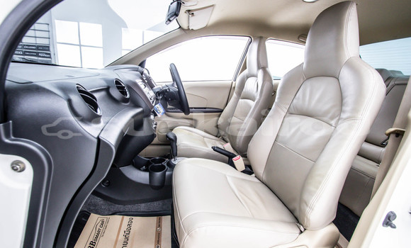 ซื้อ รถมือสอง Honda Brio ขาว รถยนต์ ใน %{เมือง} ใน กรุงเทพมหานคร ซื้อ รถมือสอง Honda Brio ขาว รถยนต์ ใน %{เมือง} ใน กรุงเทพมหานคร