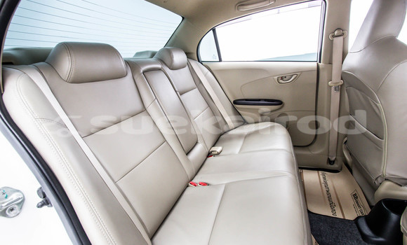 ซื้อ รถมือสอง Honda Brio ขาว รถยนต์ ใน %{เมือง} ใน กรุงเทพมหานคร ซื้อ รถมือสอง Honda Brio ขาว รถยนต์ ใน %{เมือง} ใน กรุงเทพมหานคร