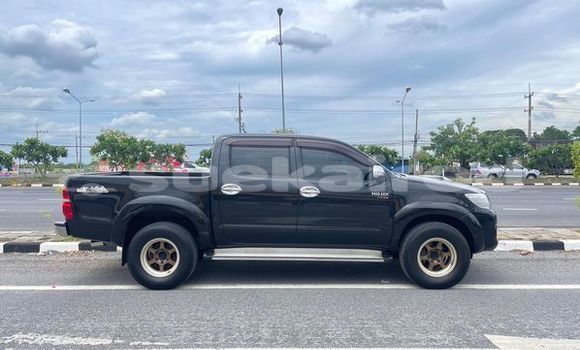 Buy Used Toyota Hiluxe VIGO Black Car in Saraburi in Saraburi Buy Used Toyota Hiluxe VIGO Black Car in Saraburi in Saraburi