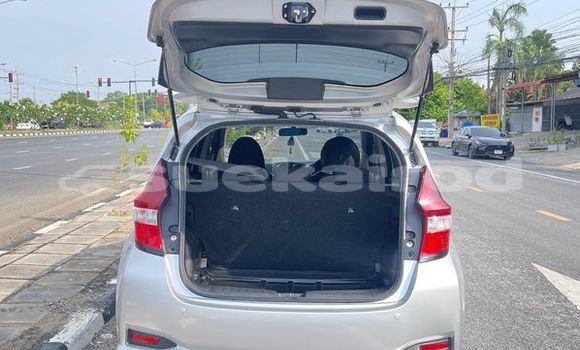 Buy Used Nissan Note Silver Car in Saraburi in Saraburi Buy Used Nissan Note Silver Car in Saraburi in Saraburi