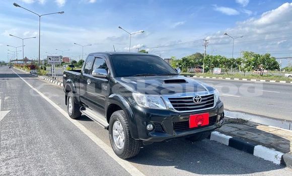 ซื้อ รถมือสอง Toyota Hiluxe VIGO สีดำ รถยนต์ ใน %{เมือง} ใน กรุงเทพมหานคร