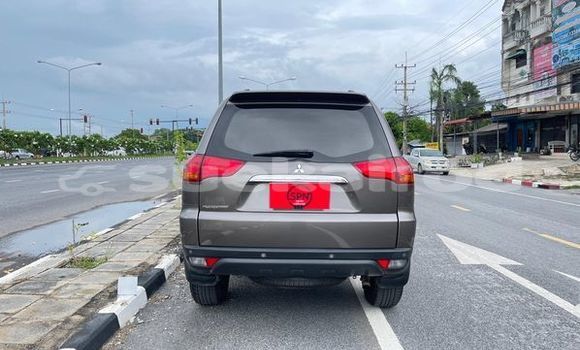 ซื้อ รถมือสอง Mitsubishi Pajero สีน้ำตาล รถยนต์ ใน %{เมือง} ใน สระบุรี ซื้อ รถมือสอง Mitsubishi Pajero สีน้ำตาล รถยนต์ ใน %{เมือง} ใน สระบุรี