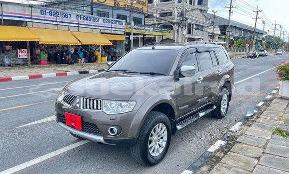ซื้อ รถมือสอง Mitsubishi Pajero สีน้ำตาล รถยนต์ ใน %{เมือง} ใน สระบุรี ซื้อ รถมือสอง Mitsubishi Pajero สีน้ำตาล รถยนต์ ใน %{เมือง} ใน สระบุรี