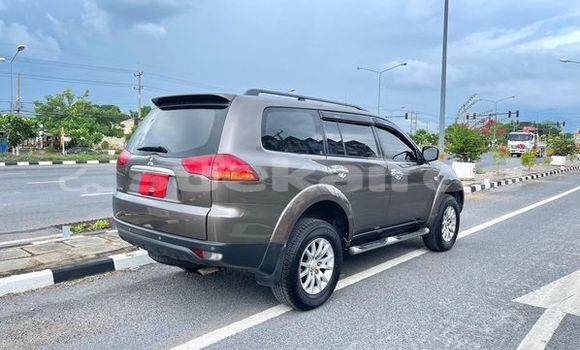 ซื้อ รถมือสอง Mitsubishi Pajero สีน้ำตาล รถยนต์ ใน %{เมือง} ใน สระบุรี ซื้อ รถมือสอง Mitsubishi Pajero สีน้ำตาล รถยนต์ ใน %{เมือง} ใน สระบุรี