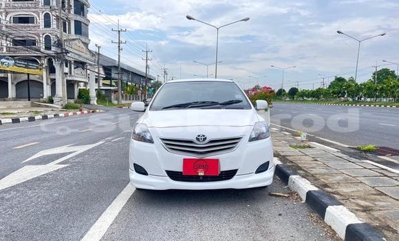 Buy Used Toyota Vios White Car in Bangkok in Bangkok
