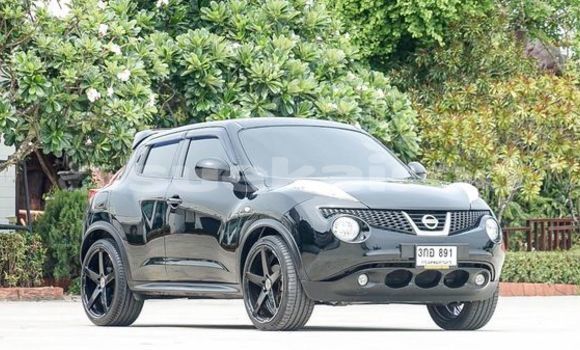 ซื้อ รถมือสอง Nissan Juke สีดำ รถยนต์ ใน %{เมือง} ใน กรุงเทพมหานคร