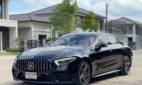 Buy Used Mercedes-Benz C-klasse Black Car in Bangkok in Bangkok