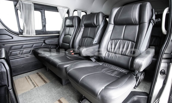 ซื้อ รถมือสอง Toyota Commuter อื่น ๆ รถยนต์ ใน %{เมือง} ใน กรุงเทพมหานคร ซื้อ รถมือสอง Toyota Commuter อื่น ๆ รถยนต์ ใน %{เมือง} ใน กรุงเทพมหานคร