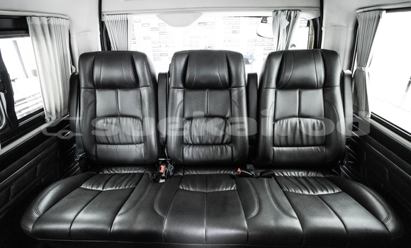 ซื้อ รถมือสอง Toyota Commuter อื่น ๆ รถยนต์ ใน %{เมือง} ใน กรุงเทพมหานคร ซื้อ รถมือสอง Toyota Commuter อื่น ๆ รถยนต์ ใน %{เมือง} ใน กรุงเทพมหานคร