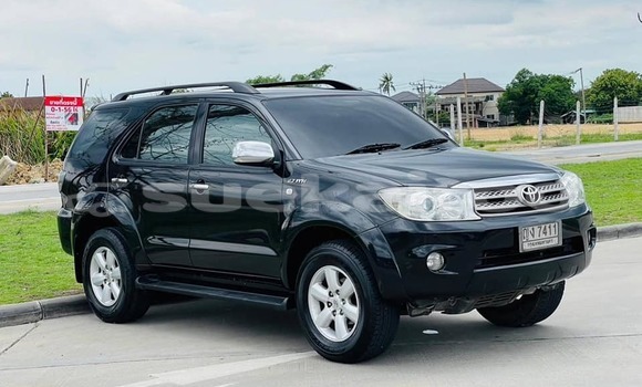 ซื้อ รถมือสอง Toyota Fortuner สีดำ รถยนต์ ใน %{เมือง} ใน กรุงเทพมหานคร ซื้อ รถมือสอง Toyota Fortuner สีดำ รถยนต์ ใน %{เมือง} ใน กรุงเทพมหานคร