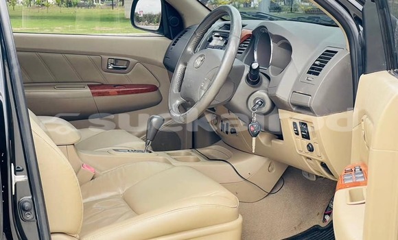 ซื้อ รถมือสอง Toyota Fortuner สีดำ รถยนต์ ใน %{เมือง} ใน กรุงเทพมหานคร ซื้อ รถมือสอง Toyota Fortuner สีดำ รถยนต์ ใน %{เมือง} ใน กรุงเทพมหานคร